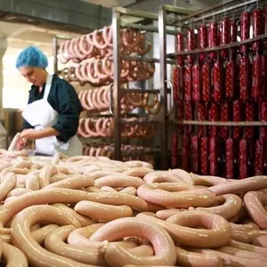 Рабочие на Производство Колбасы