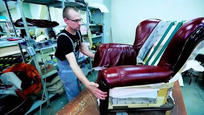  В Польшу на мебельный завод нужны обивщики мебели